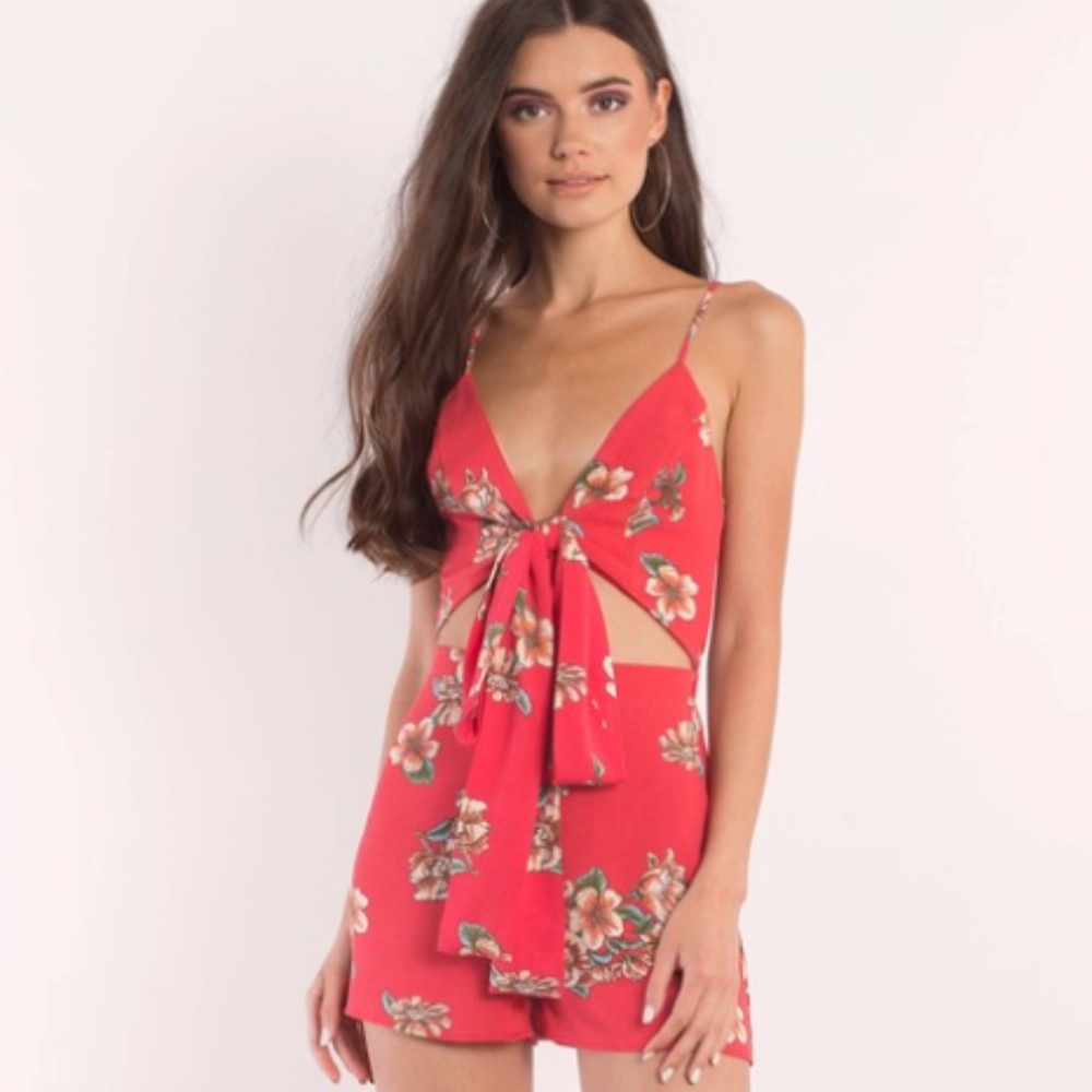 Tobi KAYLA RED FLORAL PRINT ROMPER